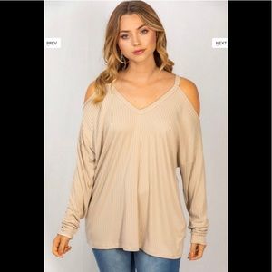 White Birch Cold Shoulder V-Neck Long Sleeve Ribbed Knit Top Size Medium…